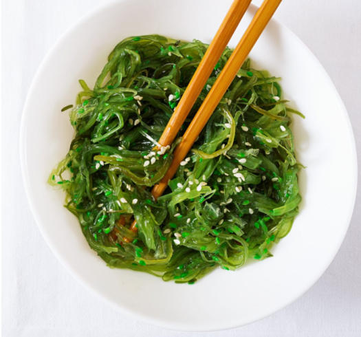 Order Seaweed Salad food online from Feng LZ Hibachi Sushi & Bar store, Broadview Heights on bringmethat.com