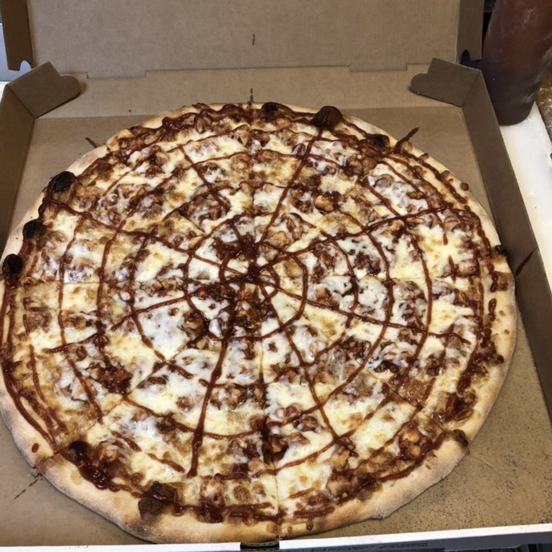 Order Chicken BBQ Pizza food online from 204 Grill Pizza and Subs store, Virginia Beach on bringmethat.com