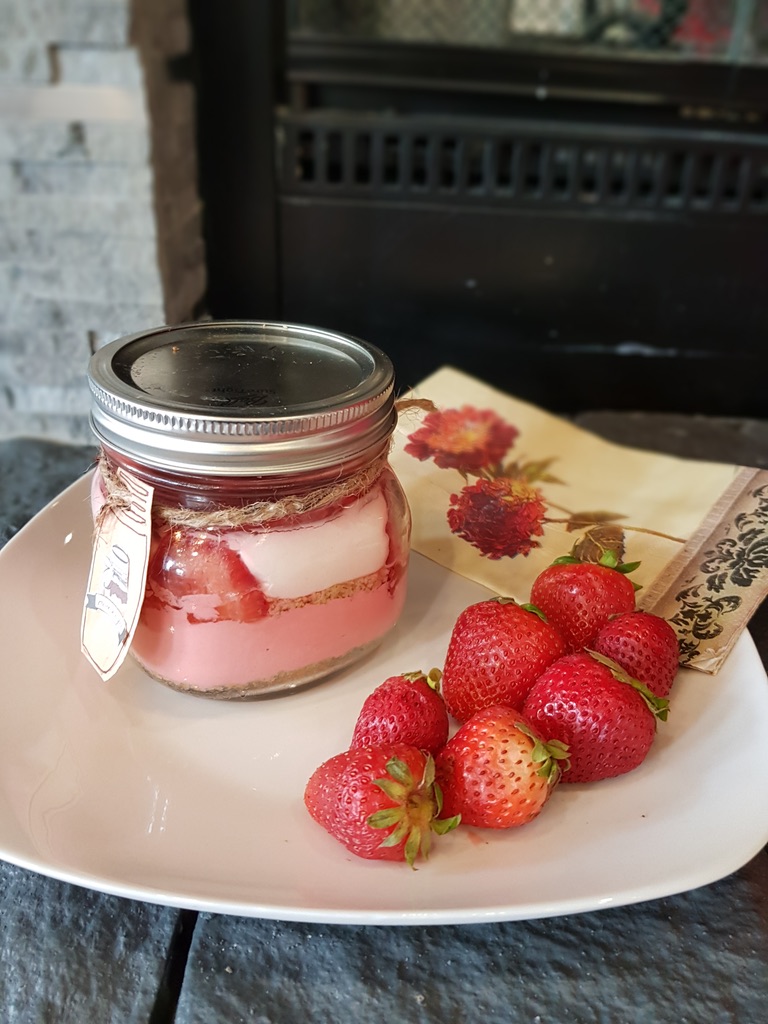 Order 8oz Strawberry Cheesecake food online from Heaven In A Jar store, Sugar Land on bringmethat.com