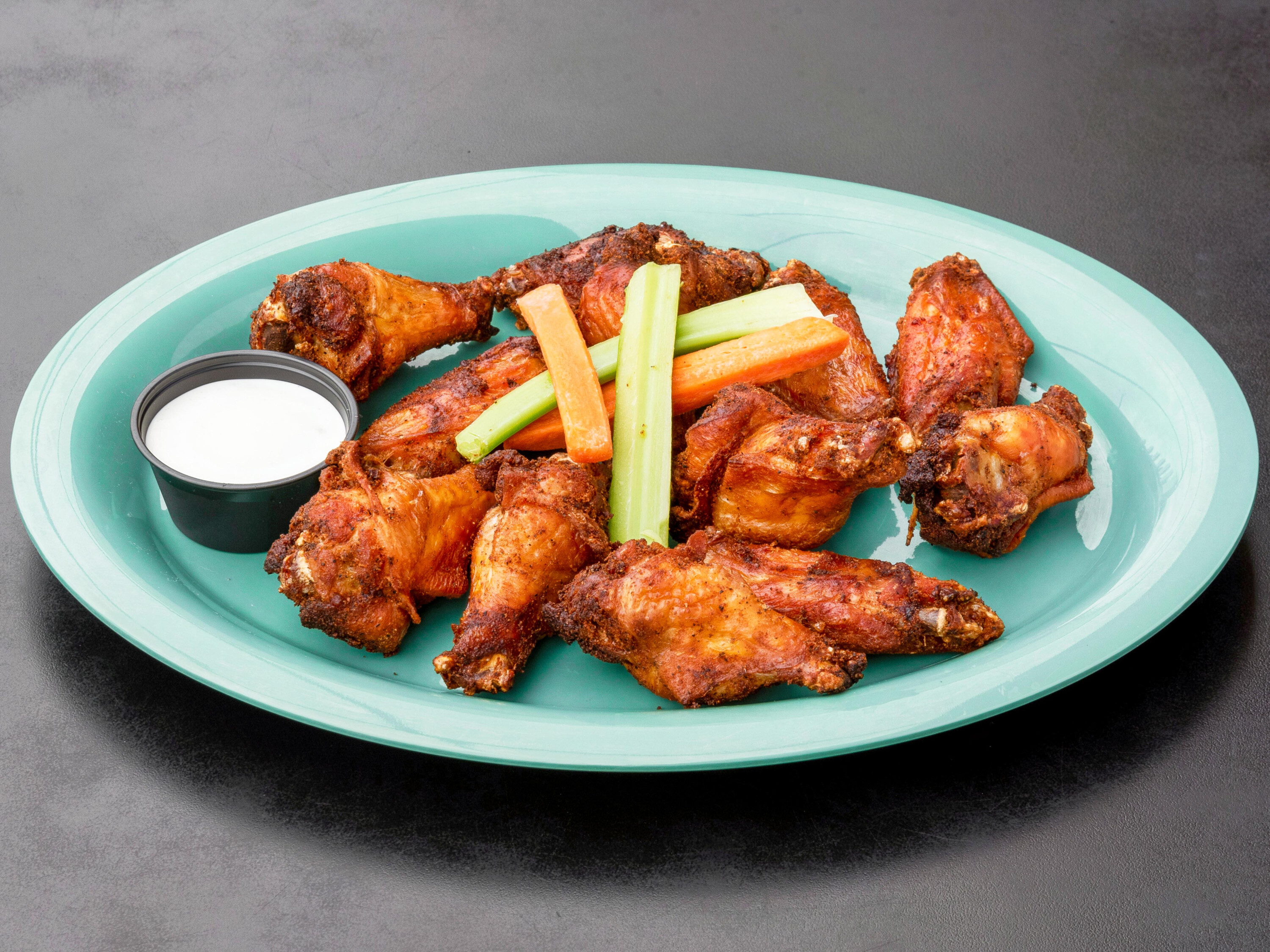Order House Smoked Wings food online from Hangar Pub And Grill store, Amherst on bringmethat.com