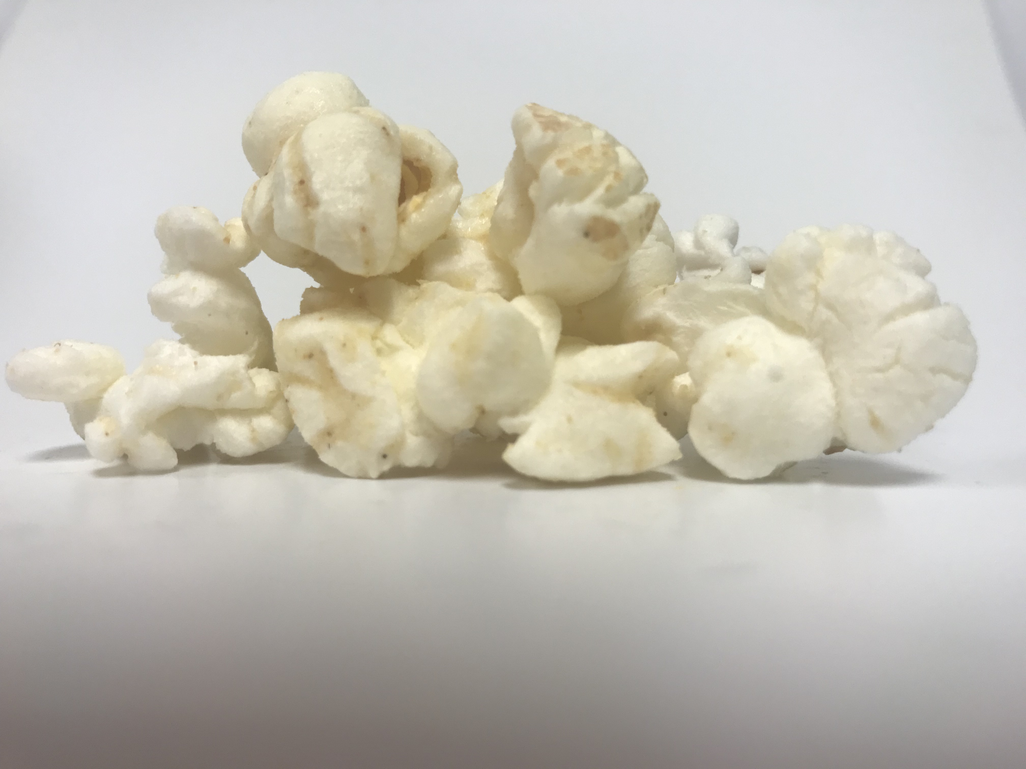 Order White Cheddar Garlic Popcorn food online from Kernels By Chrissie store, Cleveland on bringmethat.com