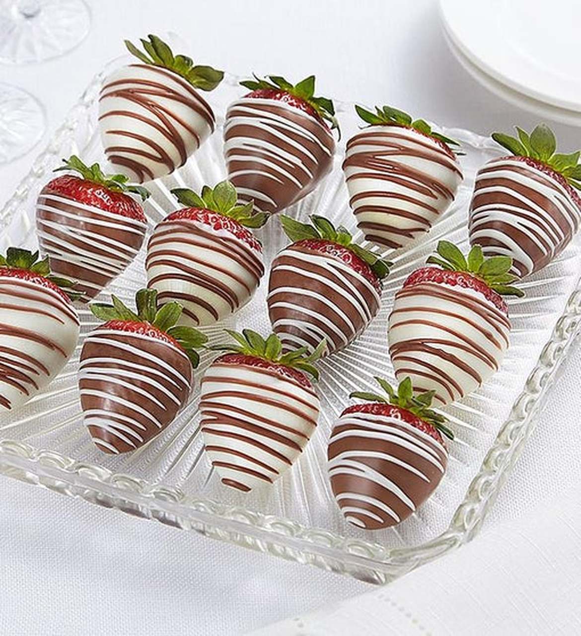 Order Chocolate Dipped Strawberries (requires 12 hour notice) food online from Smallcakes - Warner Robins store, Warner Robins on bringmethat.com