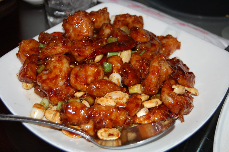 Order 39. Szechuan Shrimp Lunch food online from New Wong Chinese Restaurant store, Wickliffe on bringmethat.com