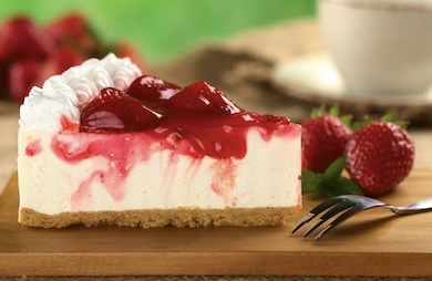 Order Strawberry Cheesecake food online from Kennedy Fried Chicken store, Bronx on bringmethat.com