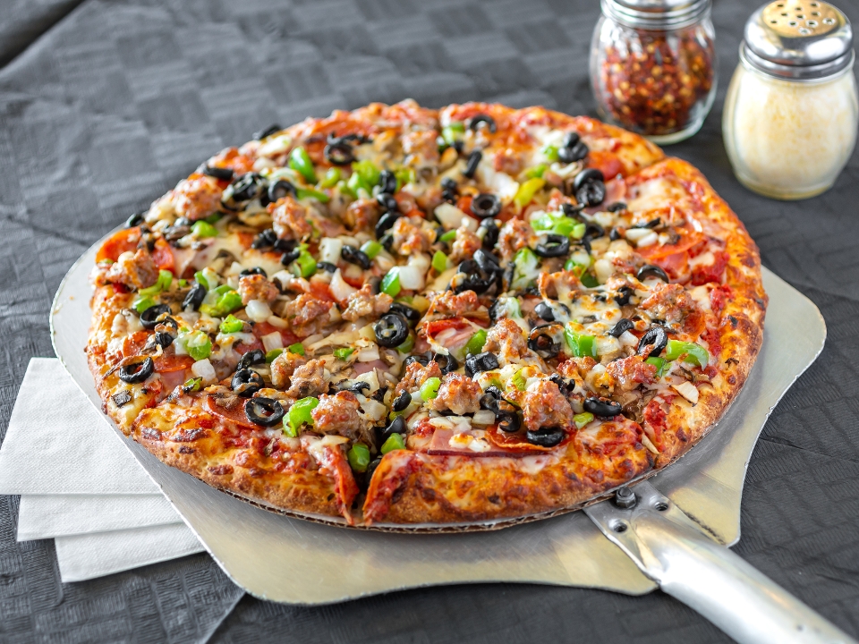 Order Pepz House Special Pizza food online from Pepz Pizza - North Rose Drive store, Placentia on bringmethat.com