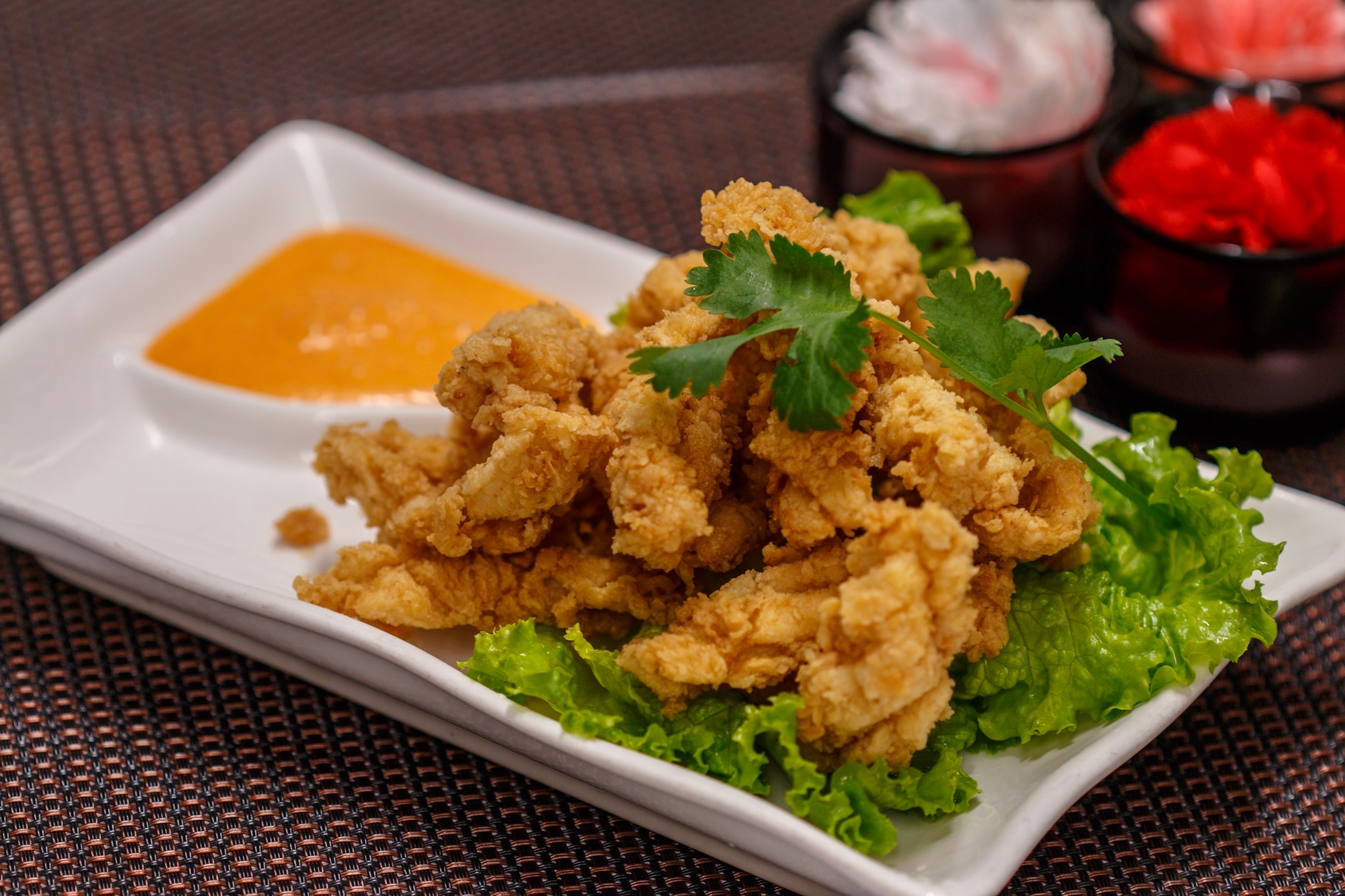 Order Fried Calamari  food online from Up 2u Thai Eatery store, Alameda on bringmethat.com
