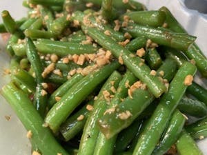 Order Garlic Green Beans food online from Dai Trang Bistro store, West Chester on bringmethat.com