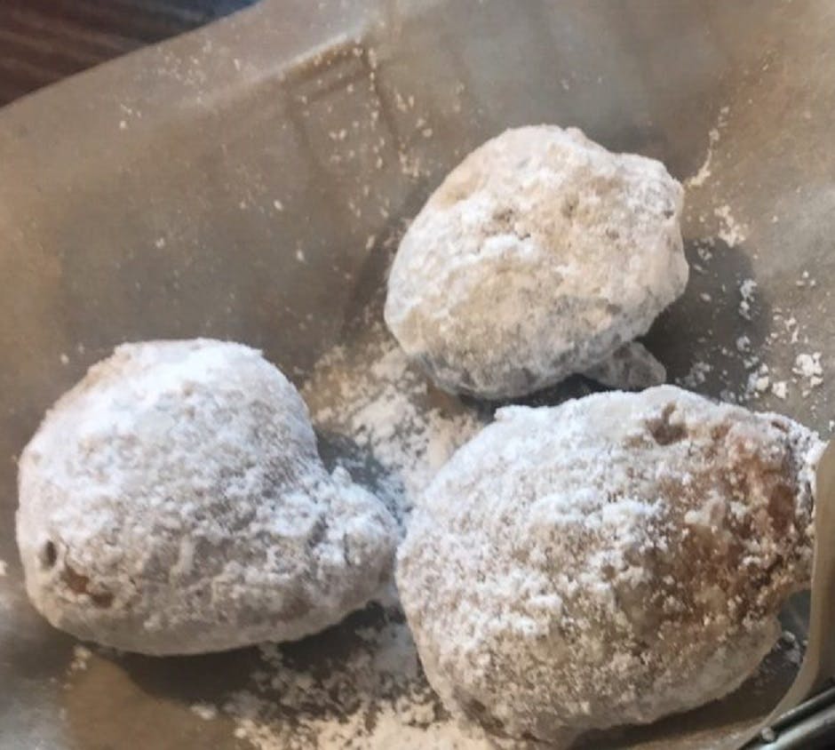 Order Fried Oreos - 3 Pieces food online from That Pizza Place In Levittown store, Levittown on bringmethat.com
