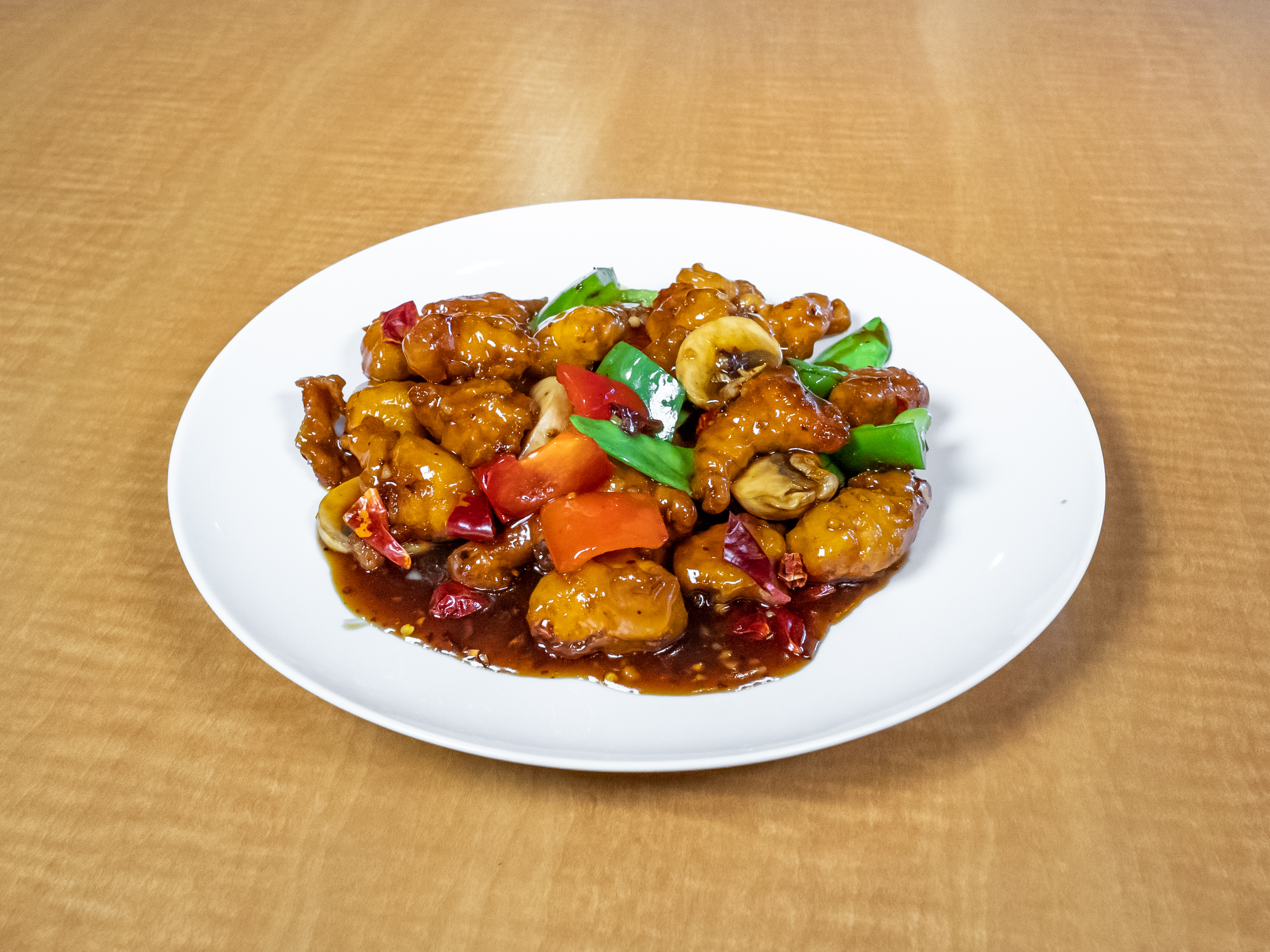 Order General Tso Chicken food online from Szechuan Cuisine store, Glendale on bringmethat.com