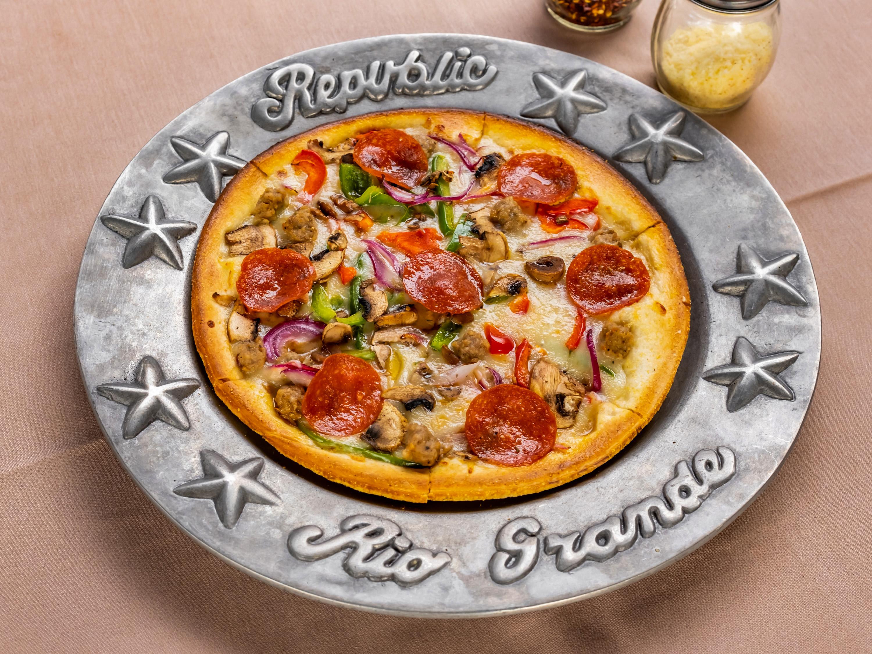 Order Supreme Pizza food online from The Republic Of The Rio Grande store, Mcallen on bringmethat.com