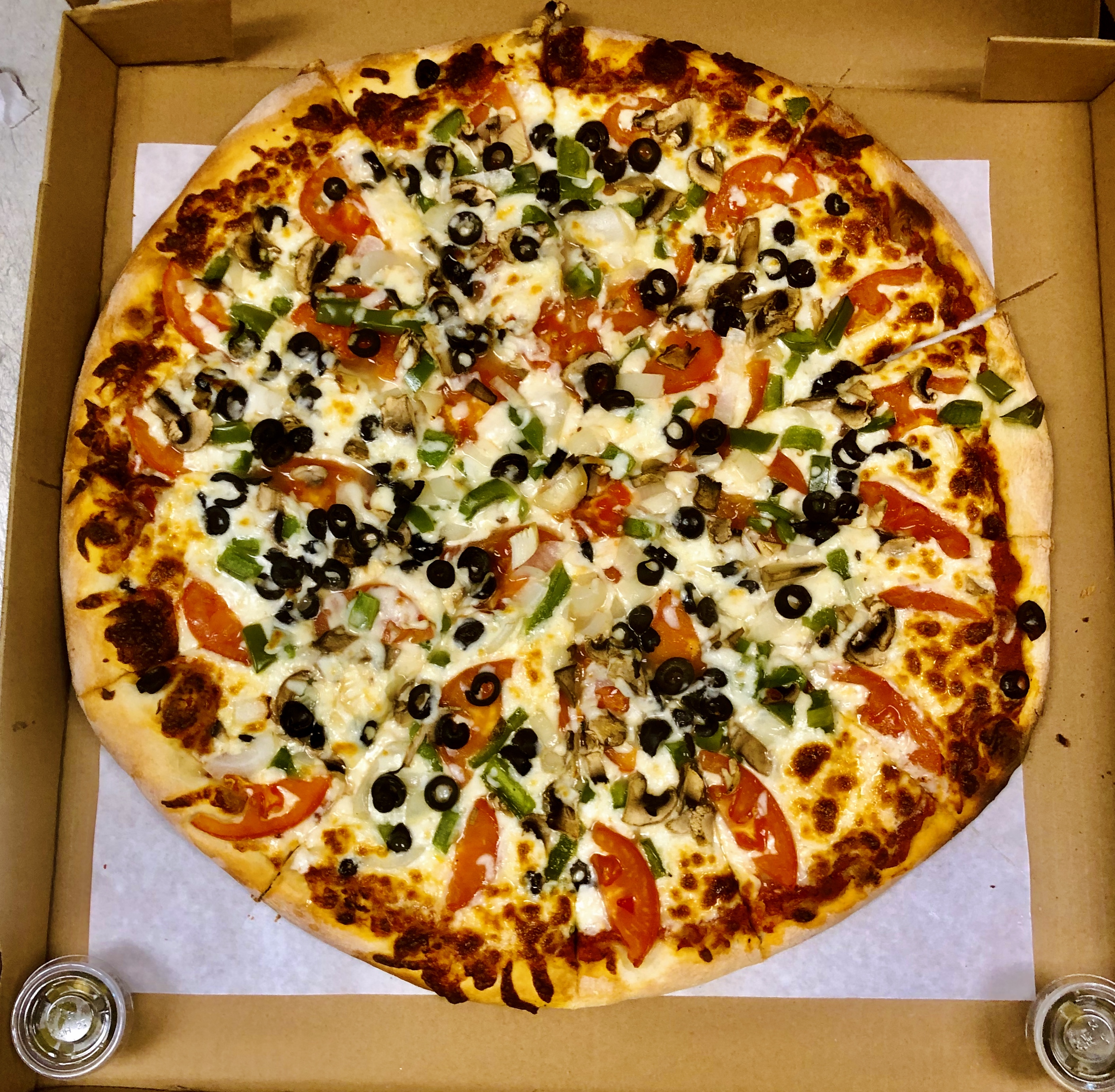 Order Vegetarian Pizza food online from Sherman Way Grill & Pizza store, North Hollywood on bringmethat.com