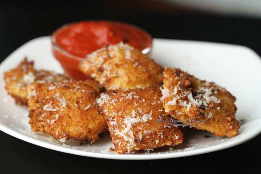 Order Fried Ravioli  food online from Lenny's Pizza Time store, Farmingdale on bringmethat.com