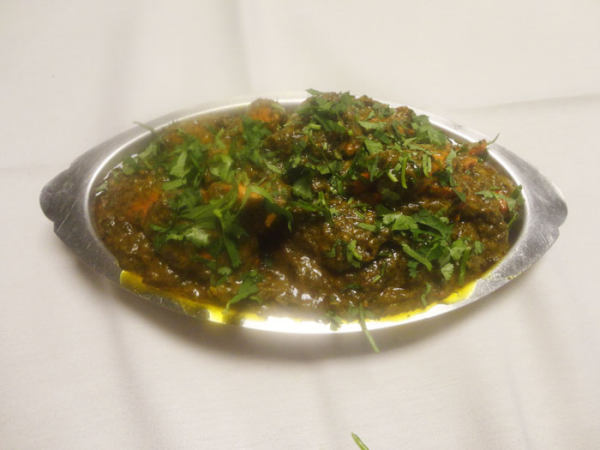 Order Chicken Saag  food online from Mantra Indian Cuisine  store, Ontario on bringmethat.com