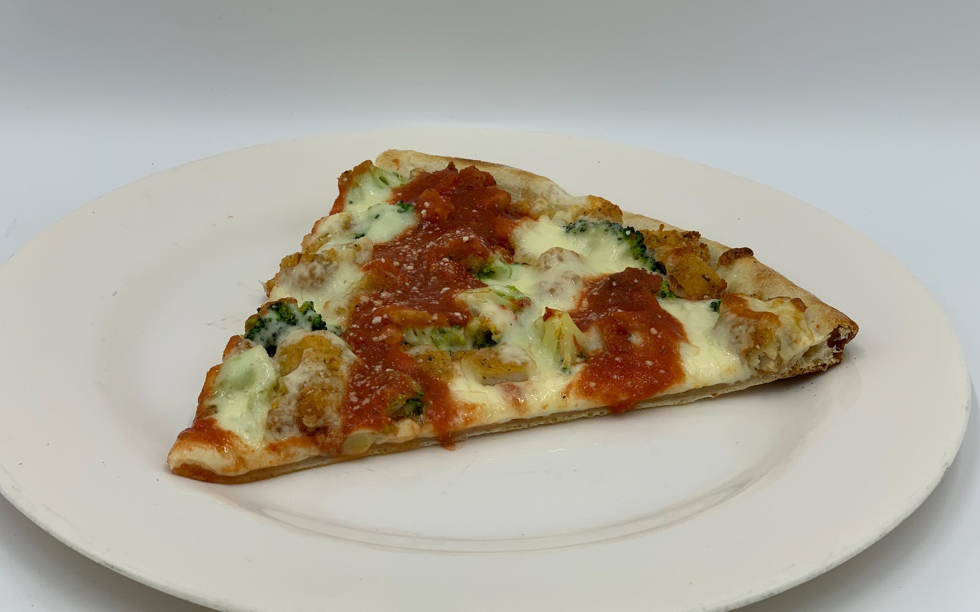 Order Chicken & Broccoli Pizza - Personal food online from Mario Pizza store, Westbury on bringmethat.com