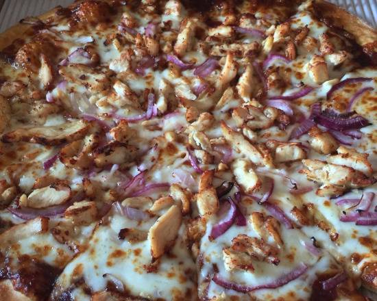 Order BBQ Chicken Pizza food online from Old Town Pizza store, Monrovia on bringmethat.com