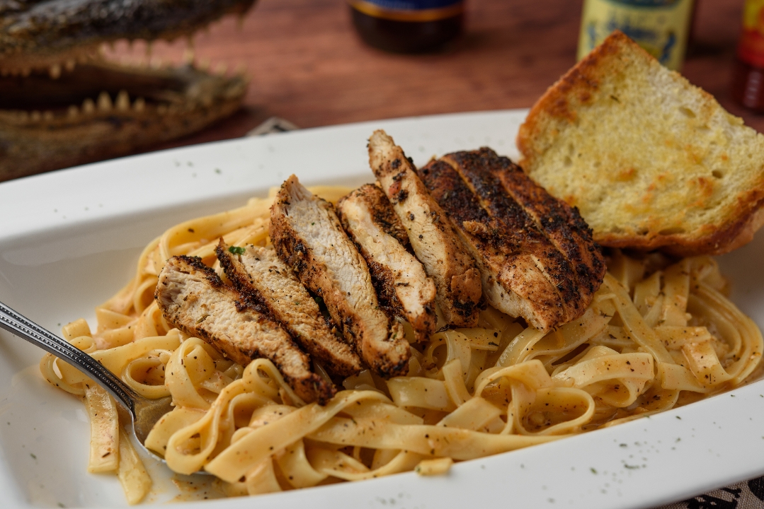 Order Large Blackened Chicken Fettuccine food online from Buzzard Billy store, Lincoln on bringmethat.com