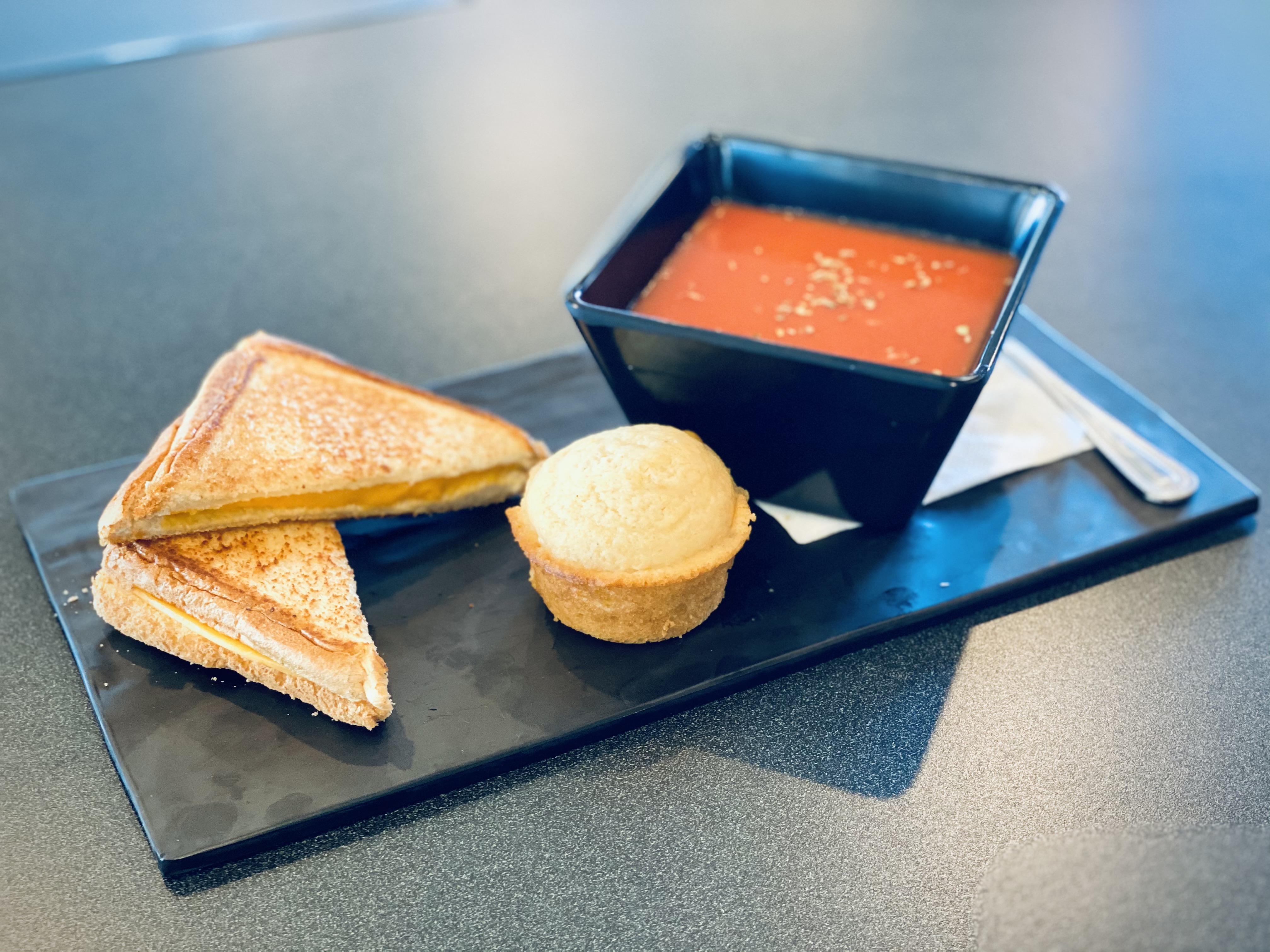 Order Grilled Cheese & Tomato Soup food online from Hill City Pub store, Lynchburg on bringmethat.com