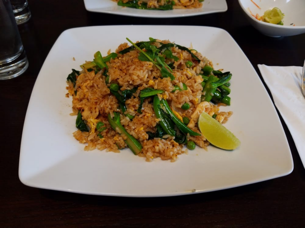 Order 66. Fried Rice (Chicken, Pork or Beef) food online from Bua Luang Thai  store, Albany on bringmethat.com