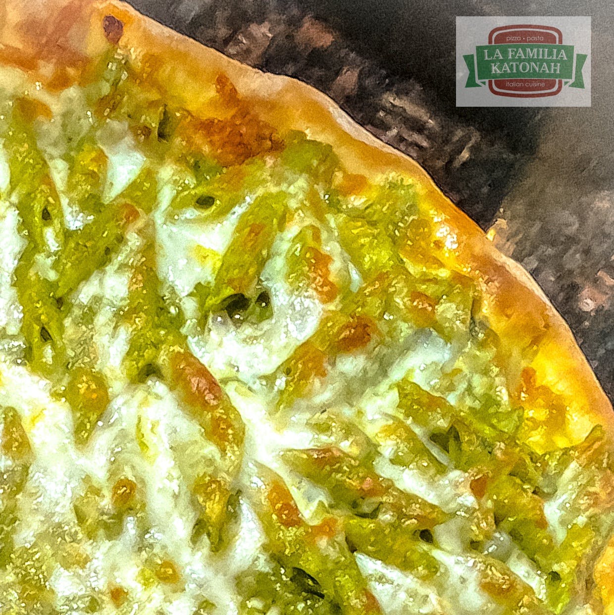 Order Pesto Penne Pizza* - Pesto Penne Pizza* food online from La Familia store, Katonah on bringmethat.com