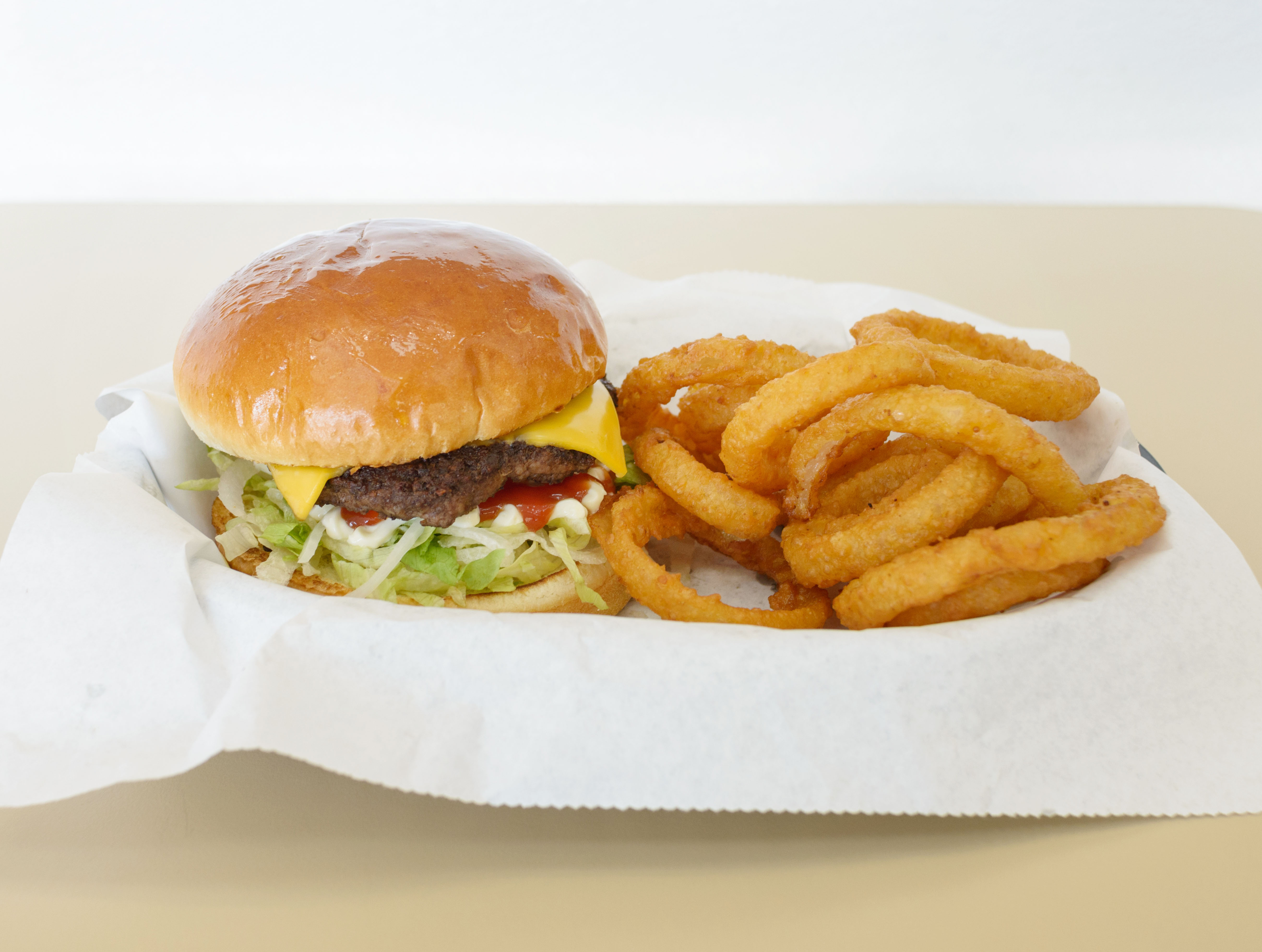 Order Cheeseburger food online from Jackie Subs Salads & Gyros store, Bolingbrook on bringmethat.com
