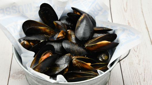 Order Add Mussels food online from Joe's Crab Shack store, Bossier City on bringmethat.com