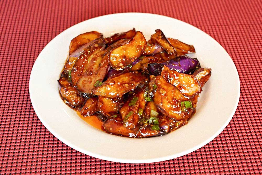 Order 茄子 Eggplant in Garlic Sauce food online from Spices 3 store, Oakland on bringmethat.com