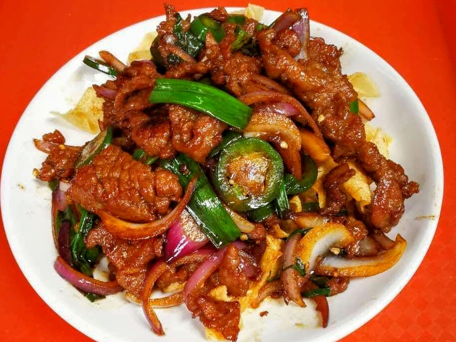 Order 27. Mongolian Beef food online from Kirin Chinese Restaurant store, Mountain View on bringmethat.com