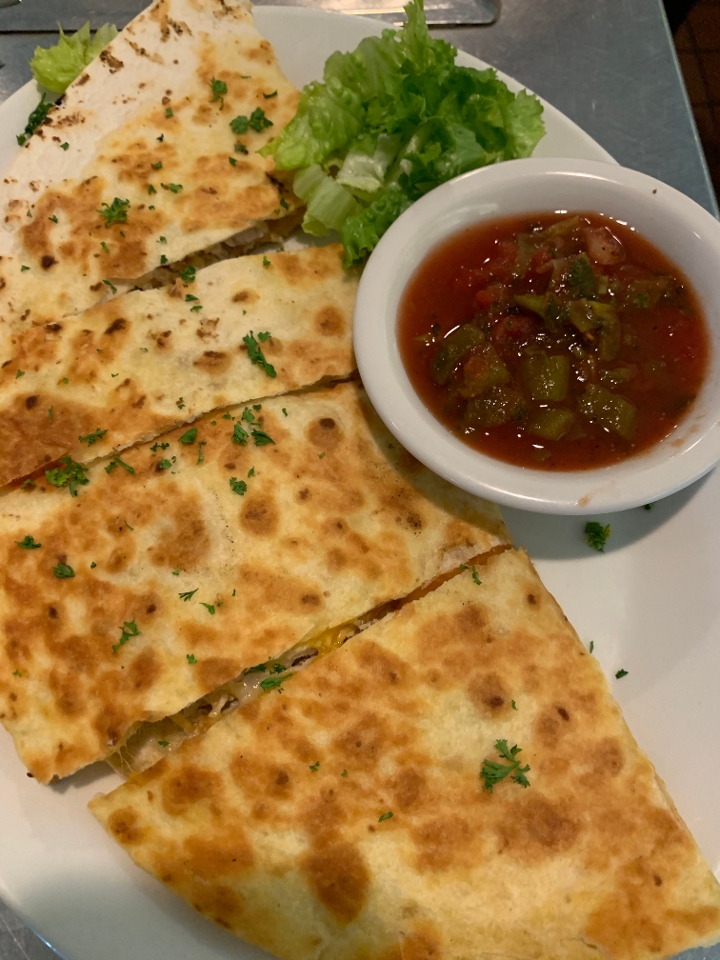 Order -Quesadilla food online from Rick Desert Grill store, Palm Springs on bringmethat.com