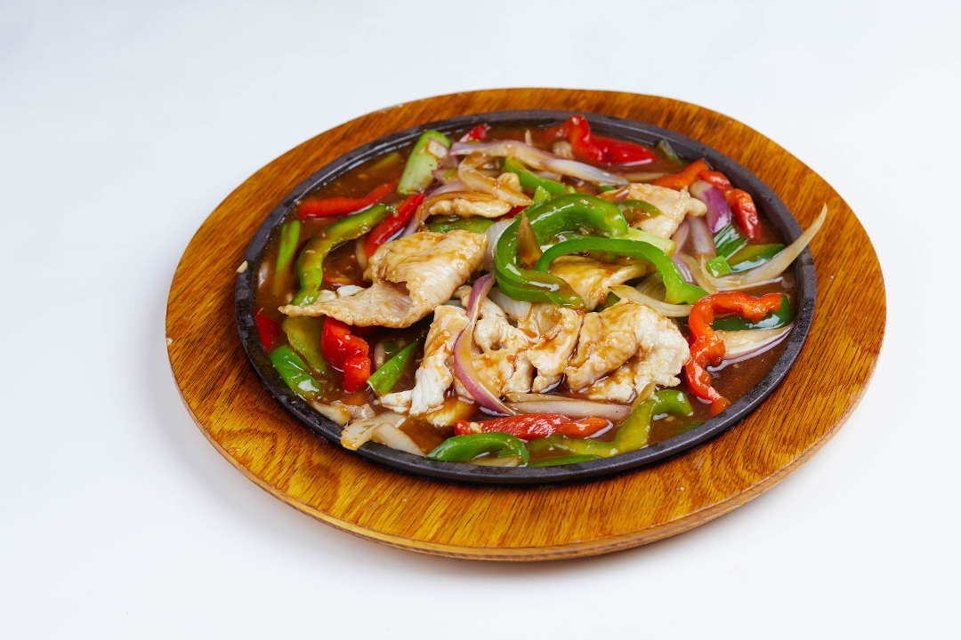 Order Mongolian Skillet Chicken food online from MoCA Asian Bistro - Queens store, Forest Hills on bringmethat.com
