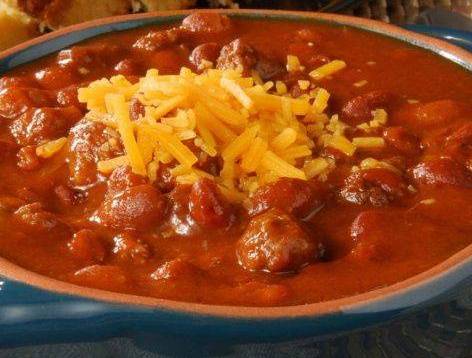 Order Chili Soup cup food online from Pepper Farm Deli store, Santee on bringmethat.com