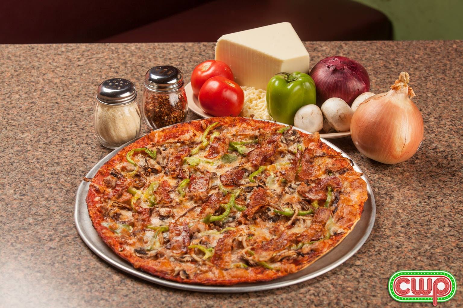 Order Cecil's Deluxe Pizza - Small 9'' food online from Cecil Whittaker's Pizzeria store, Festus on bringmethat.com
