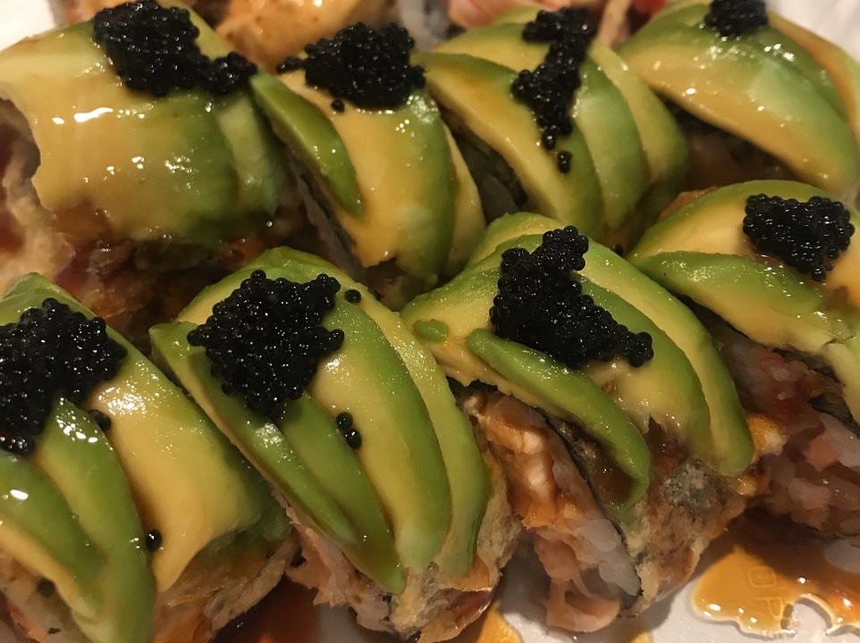 Order Neverland roll (8Pcs.) food online from Gorilla King Sushi store, Chicago on bringmethat.com