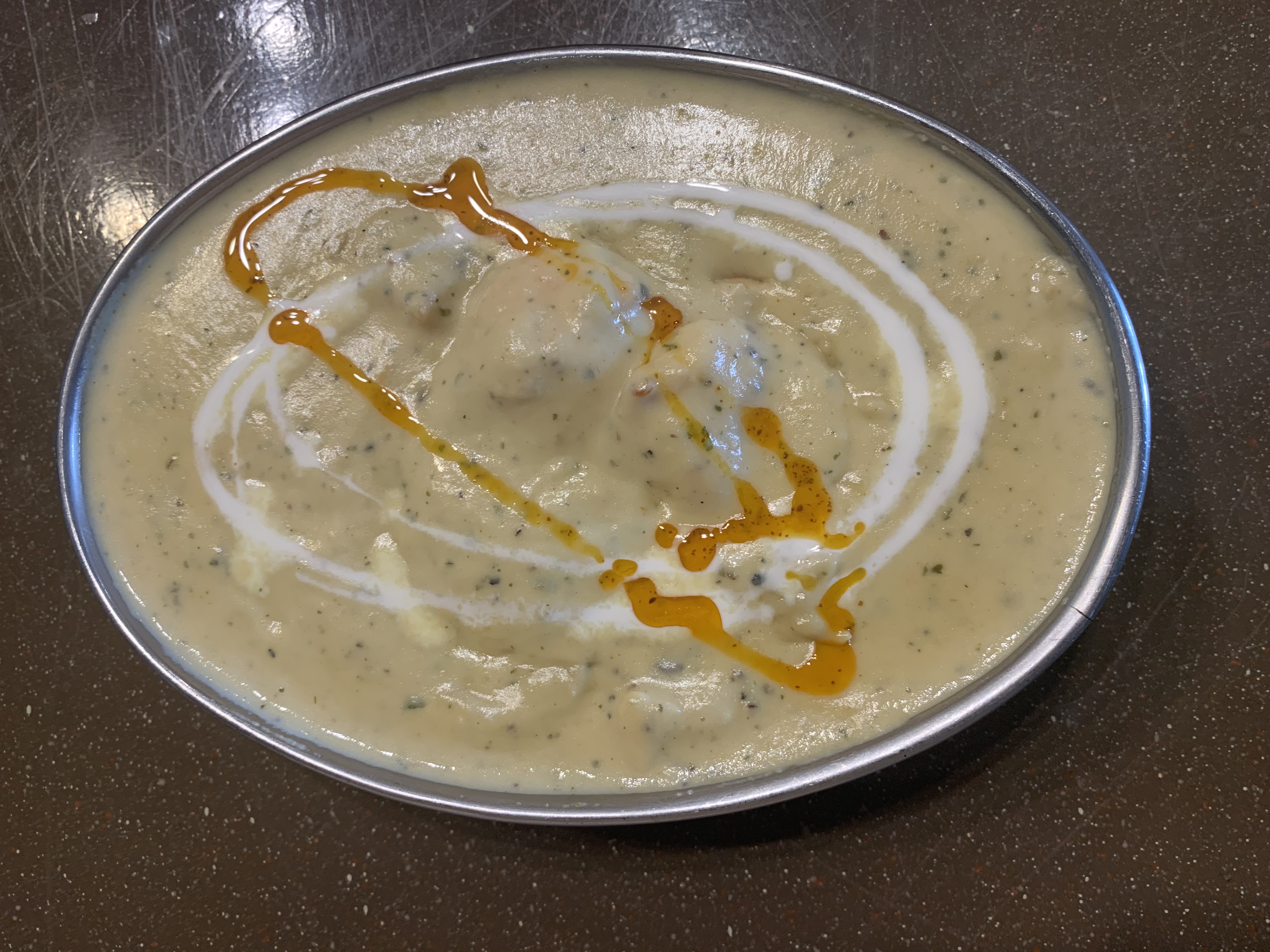 Order Chicken Korma food online from Rajmahal Indian Restaurant store, Olathe on bringmethat.com
