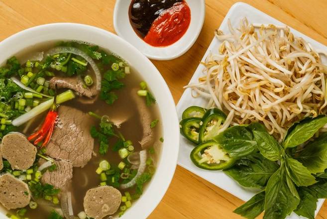 Order Fusion Pho (32 oz) food online from Fusion Cafe store, Metairie on bringmethat.com