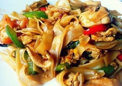 Order SR Pad Kee Mow food online from Secret Recipe Asian Bistro store, Plano on bringmethat.com