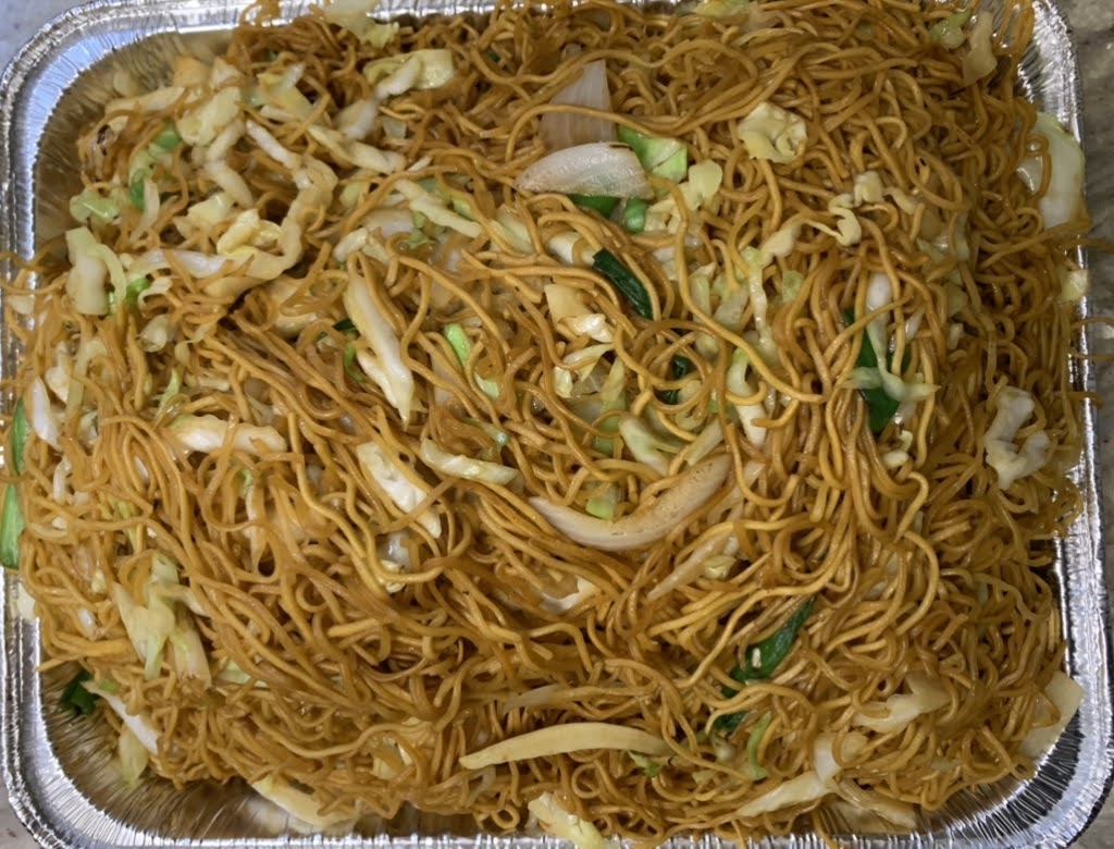Order Vegetable Chow Thin Noodle (Party Tray)什菜炒面盘 food online from Maple Restaurant store, San Francisco on bringmethat.com
