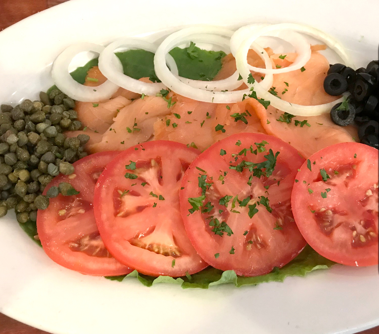 Order Smoked Salmon Lox Platter food online from Pinocchio In The Desert store, Palm Springs on bringmethat.com