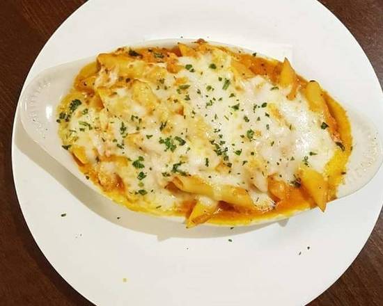 Order Baked Ziti food online from Freddy Pasta And Pizza store, Gaithersburg on bringmethat.com
