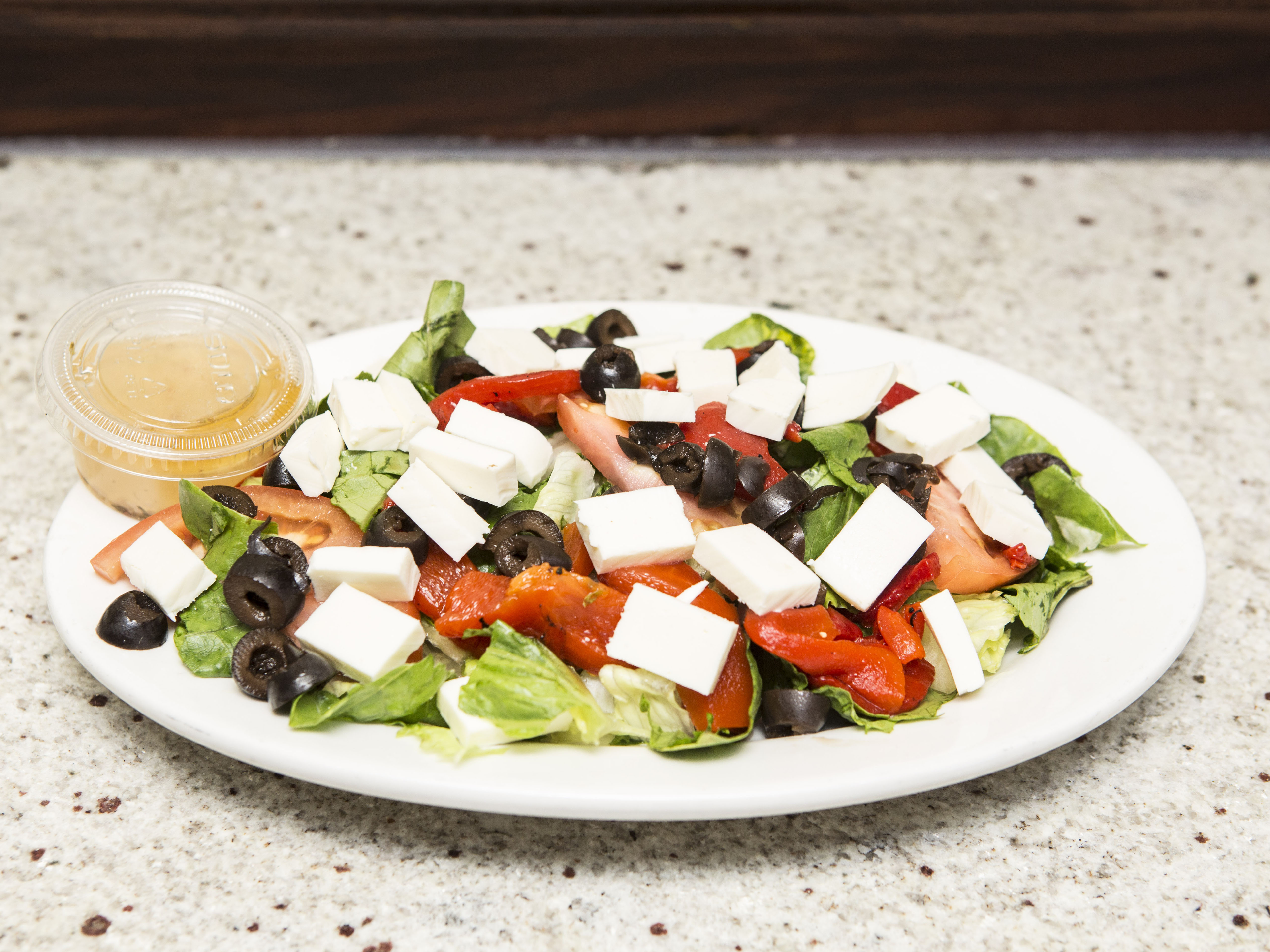 Order Italian Salad food online from Pronto pizza store, Brooklyn on bringmethat.com