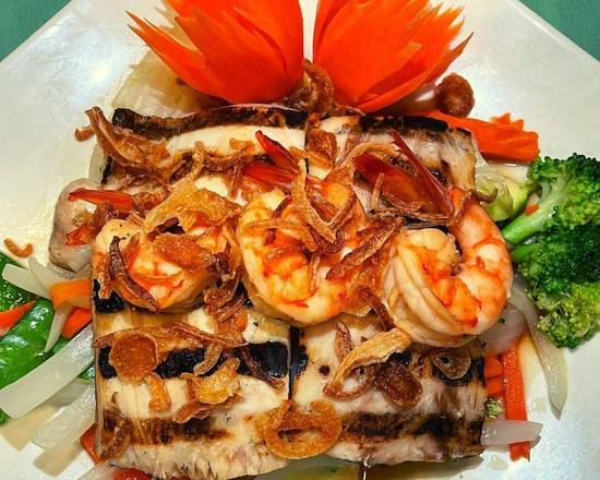 Order Seared Mahi Mahi food online from Taste of Thai and Sushi store, Houston on bringmethat.com