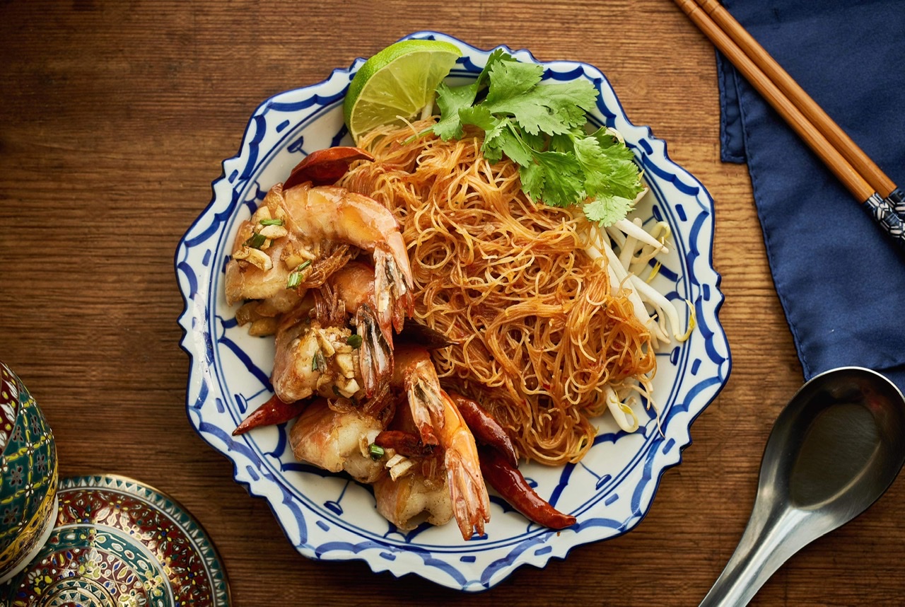 Order Crispy Shrimp Noodle food online from Valla Table store, New York on bringmethat.com