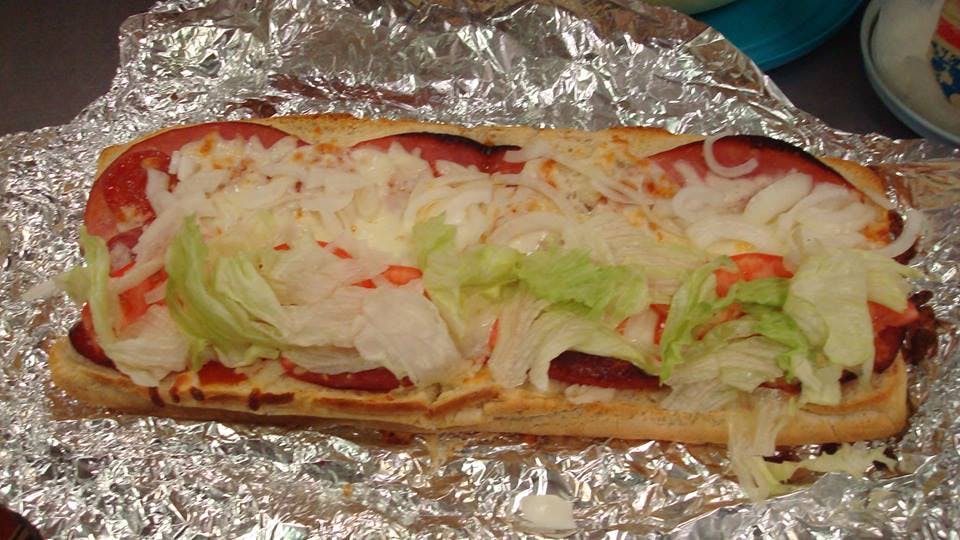 Order Hot Italian Sub - Small food online from Rob's Pizza store, Murrysville on bringmethat.com