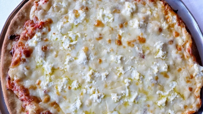 Order 4 Cheese Pizza food online from Lucca's Pizzeria & Ristorante store, La Grange on bringmethat.com