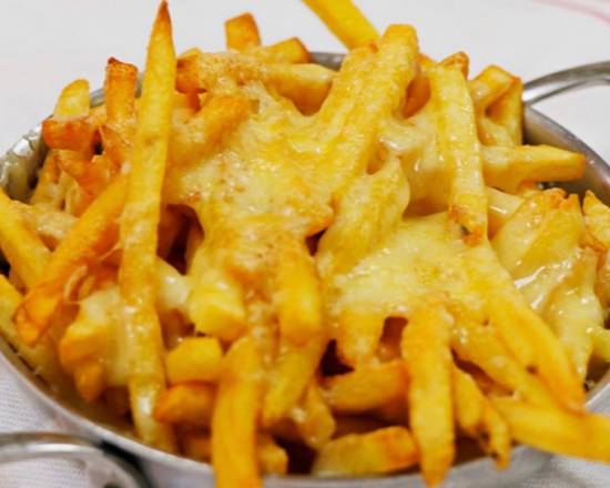 Order Cheese Fries food online from Quadro Pizza store, Nashville on bringmethat.com