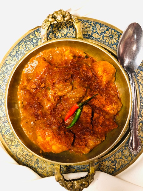 Order Chicken Vindaloo food online from Curbside Curry store, San Francisco on bringmethat.com