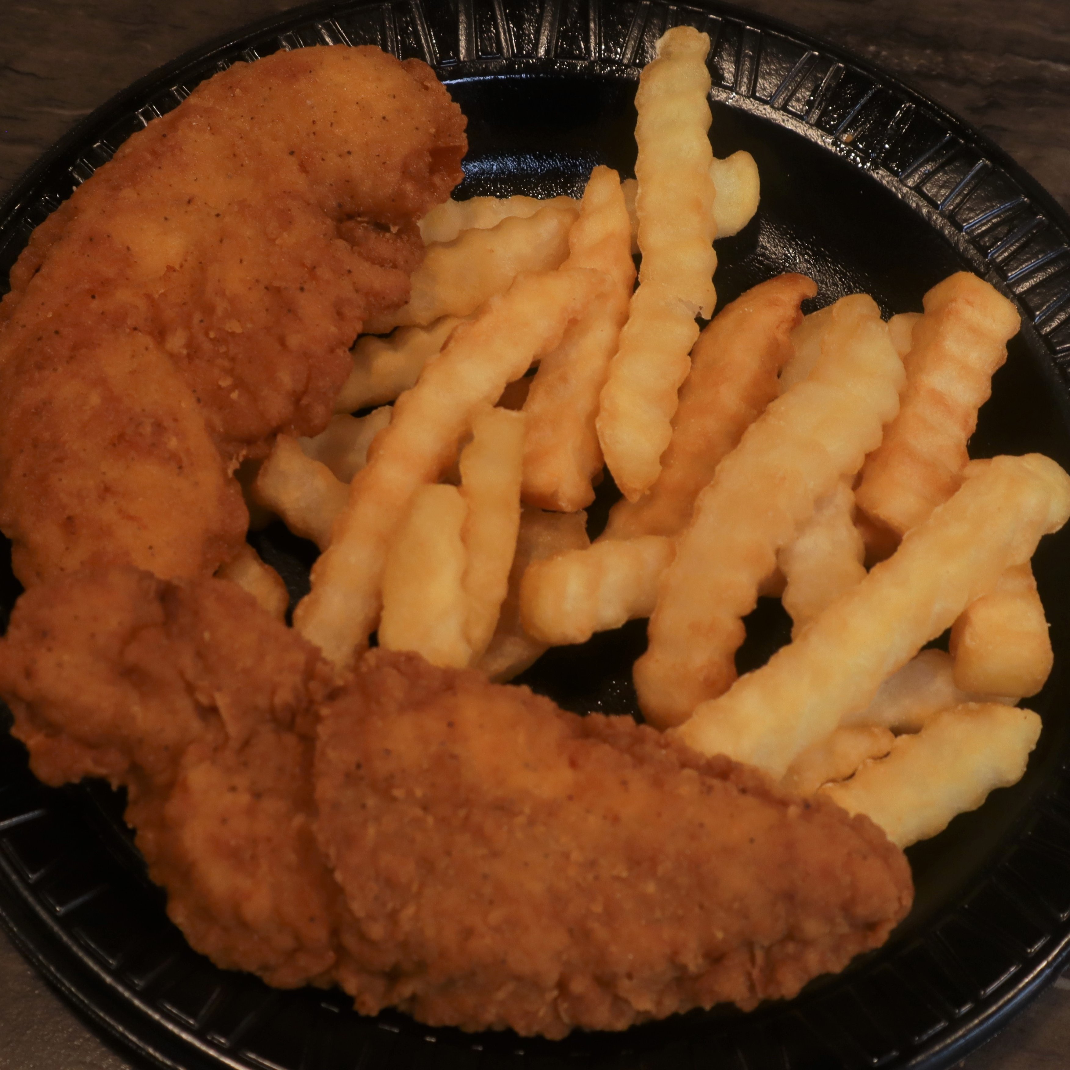 Order Kids Chicken Tenders food online from Tom And Jerry store, Rockford on bringmethat.com