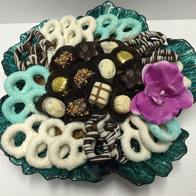 Order Floral Gift Platter food online from Twisted Gourmet Chocolates store, Passaic on bringmethat.com