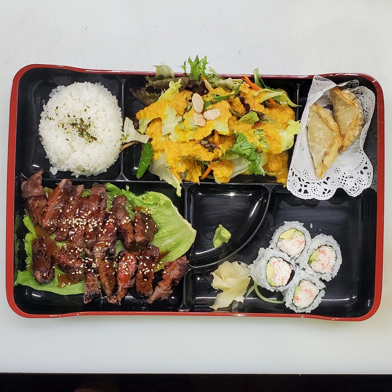 Order Beef combo Box food online from Sushi Loco store, Long Beach on bringmethat.com
