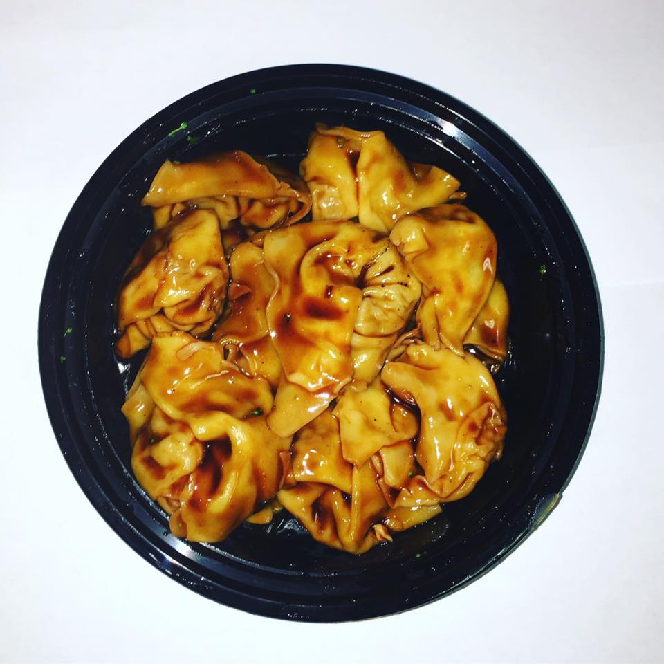 Order 13. Szechuan Wonton with Garlic Sauce food online from Chinatown Takeout store, Monsey on bringmethat.com