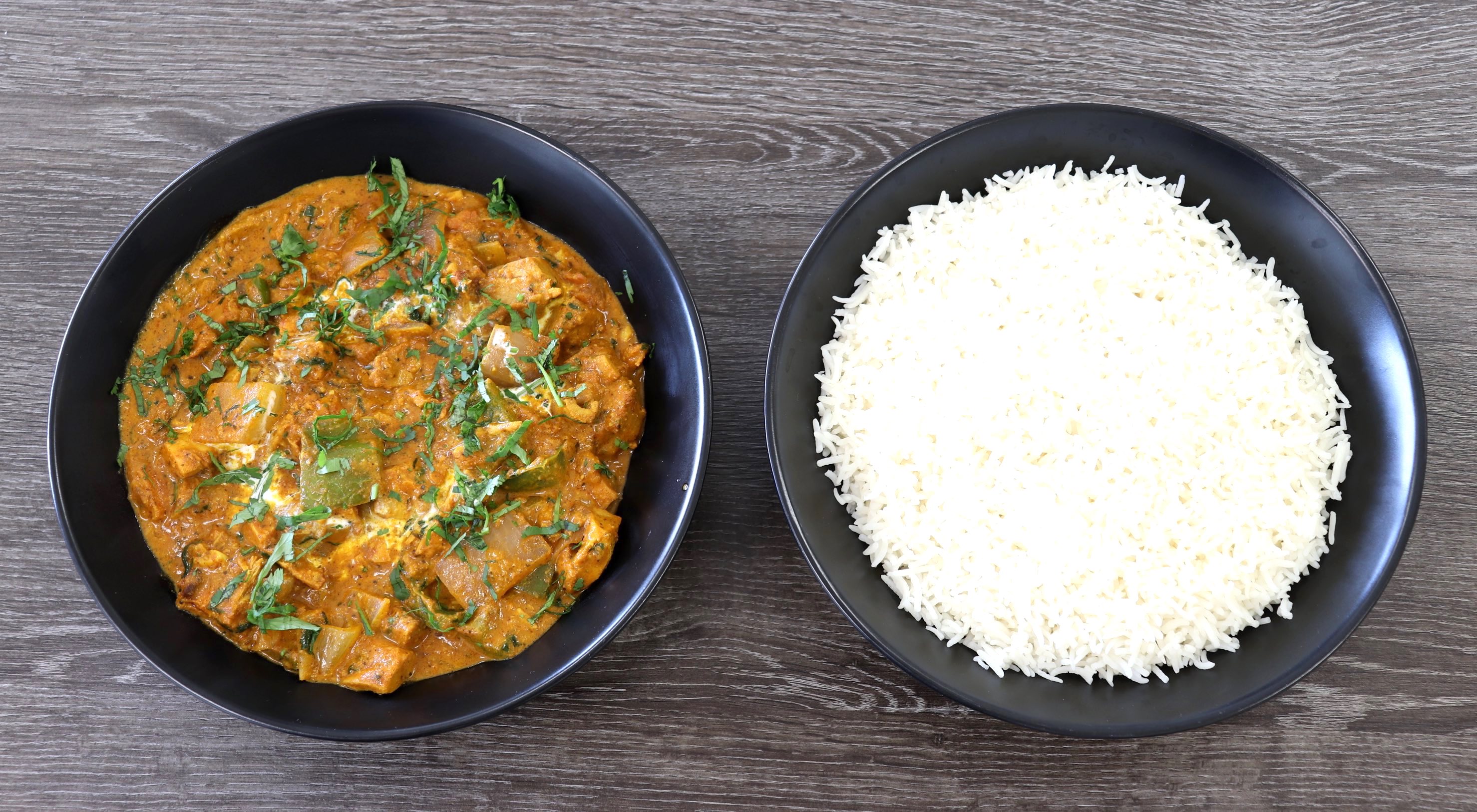 Order Chicken Tikka Masala (1 Serving) food online from Fresh Curry Chefs store, Camarillo on bringmethat.com